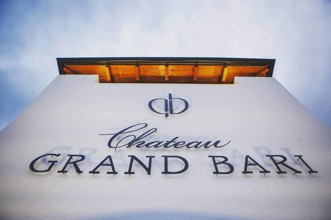 Chateau Grand Bari Hotel Bara ภายนอก รูปภาพ